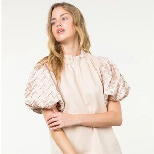 THML Taupe Lace Yoke Flutter Sleeve Blouse – Size Medium